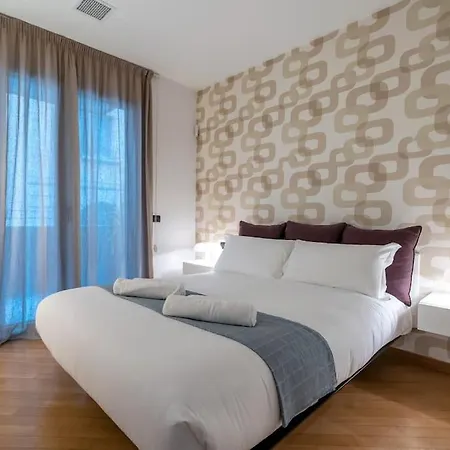 Porta Romana Luxury Home-2